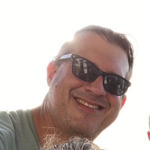 Meet your Posher, Aaron